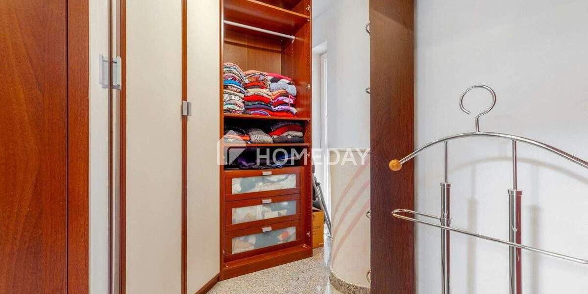 Einfamilienhaus Nürnberg Falkenheim - 7 Zimmer, 250 m&sup2;, 1.190.000&euro; | Angebot:25677475