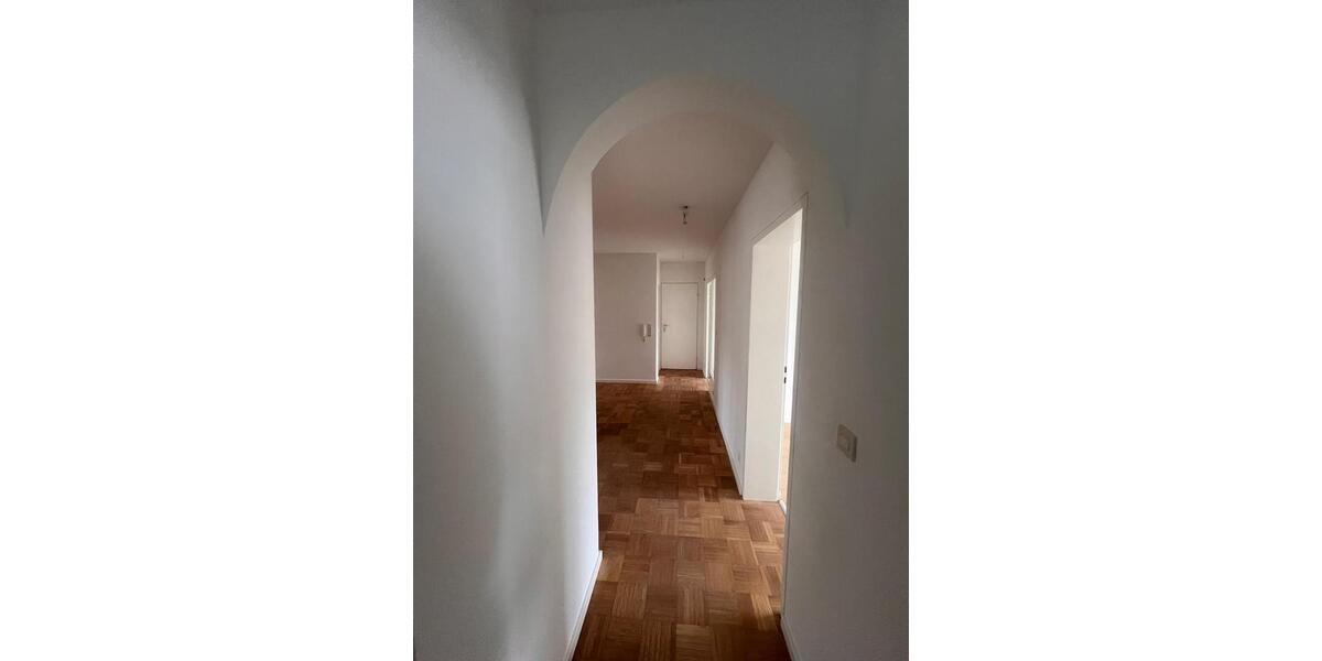 3 Zimmer Wohnung mit Balkon in Nbg Worzeldorf 3 zimmer