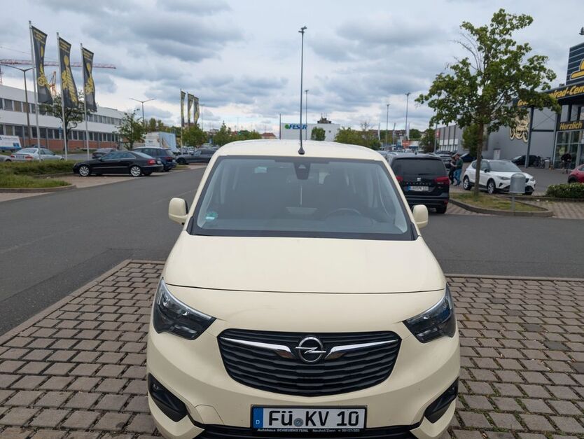 Opel Combo 185.000 km 10.300 € Wilhermsdorf 91452
