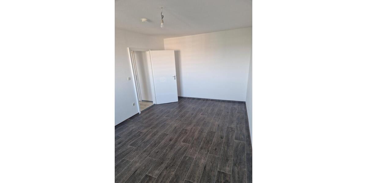 Etagenwohnung Nürnberg Langwasser - 2 Zimmer, 58 m&sup2;, 215.000&euro; | Angebot:27077325