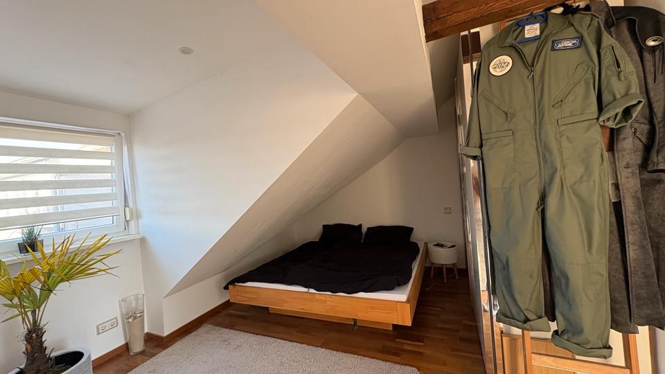 Dachgeschoßwohnung Nürnberg Rabus - 3 Zimmer, 76 m&sup2;, 290.000&euro; | Angebot:25752841