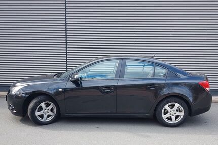 Chevrolet Cruze 189.000 km 2.990 &euro; Nürnberg - Südoststadt 90475
