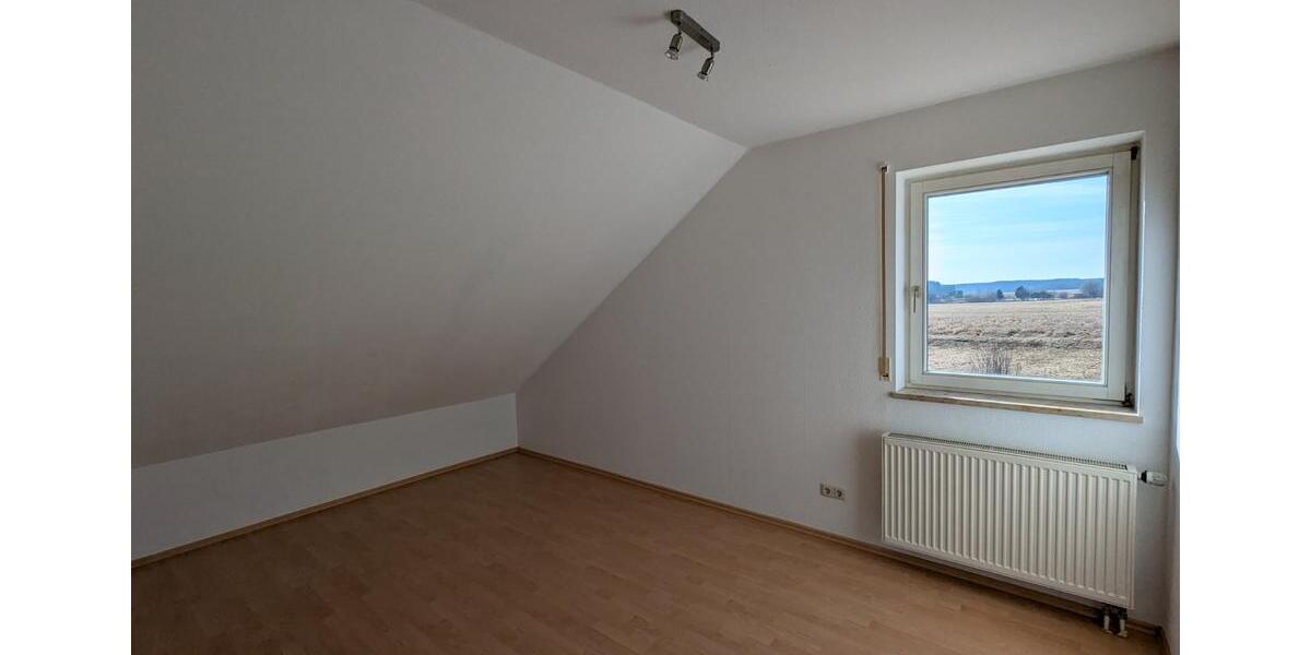 Röttenbach- Perfekt für Familien- attraktive Lage, großer Garten 5 zimmer