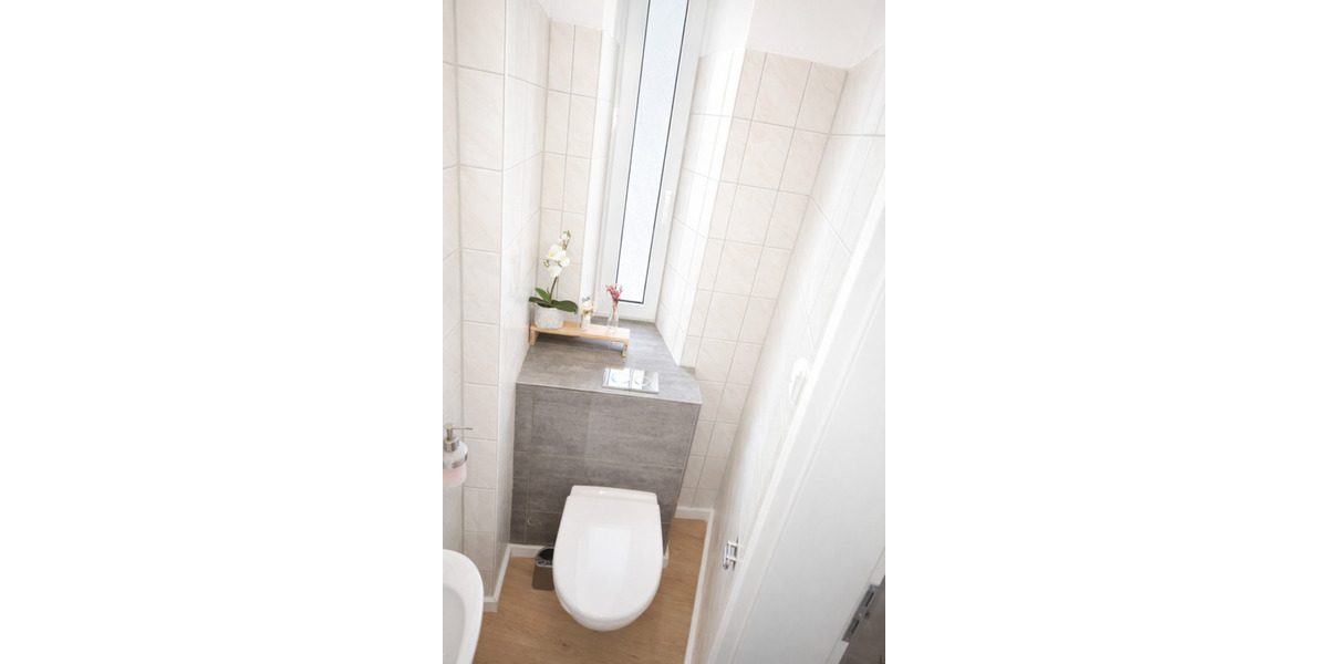 WG-geeignete 3-Zi Whg. (84m2) mit Einbauküche in der Nbg Südstadt 3 zimmer