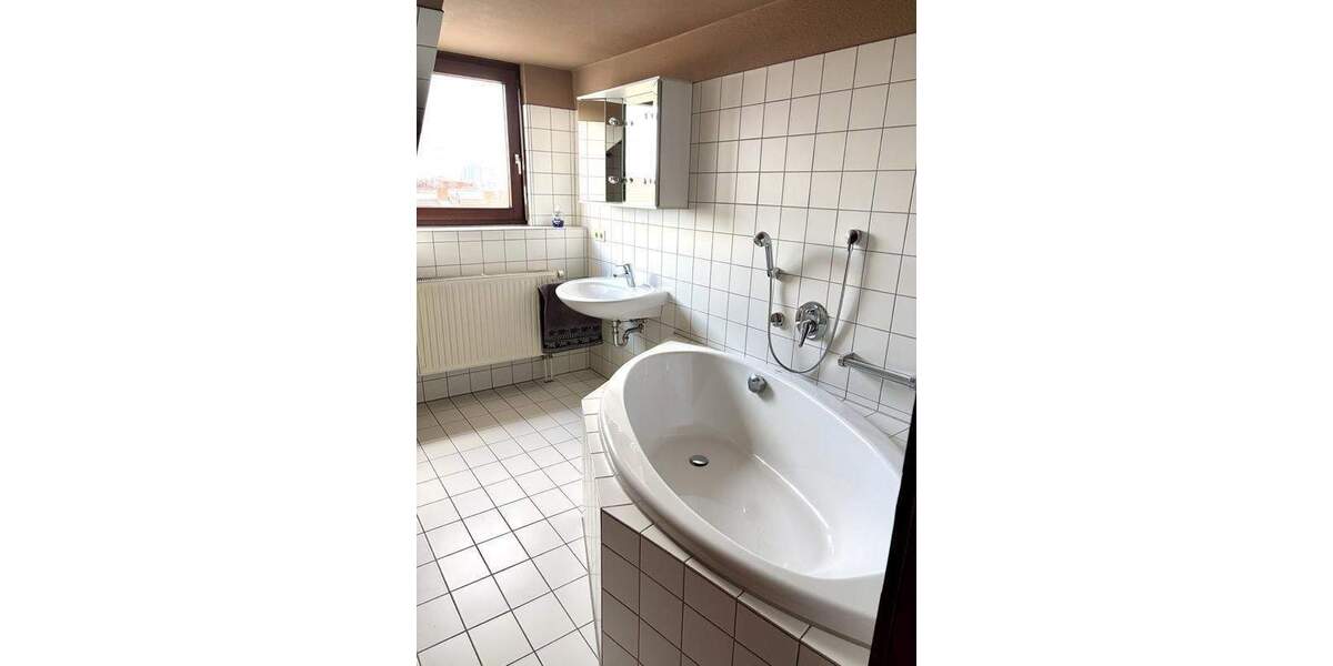 Gewerbeobjekt Nürnberg Steinbühl - 4 Zimmer, 104 m&sup2;, 379.000&euro; | Angebot:25678888