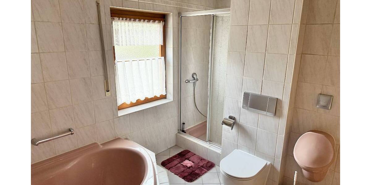 Einfamilienhaus Fürth Atzenhof - 7 Zimmer, 150 m&sup2;, 449.000&euro; | Angebot:25338728