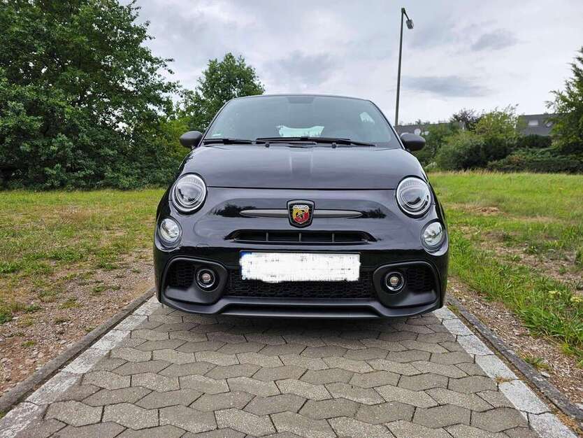 695