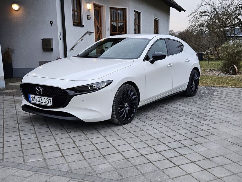 Mazda 3 26.000 km 22.900 € Berg 92348