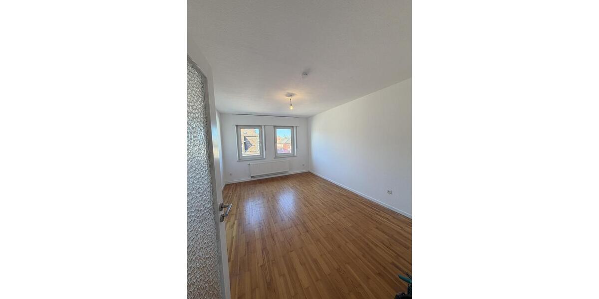 Etagenwohnung Nürnberg Kleinweidenmühle - 4 Zimmer, 120 m&sup2;, 1.660&euro; | Angebot:25476533