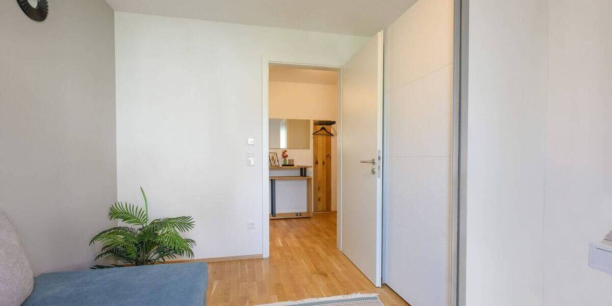 Etagenwohnung Erlangen Dechsendorf - 3 Zimmer, 80 m&sup2;, 1.660&euro; | Angebot:26787346