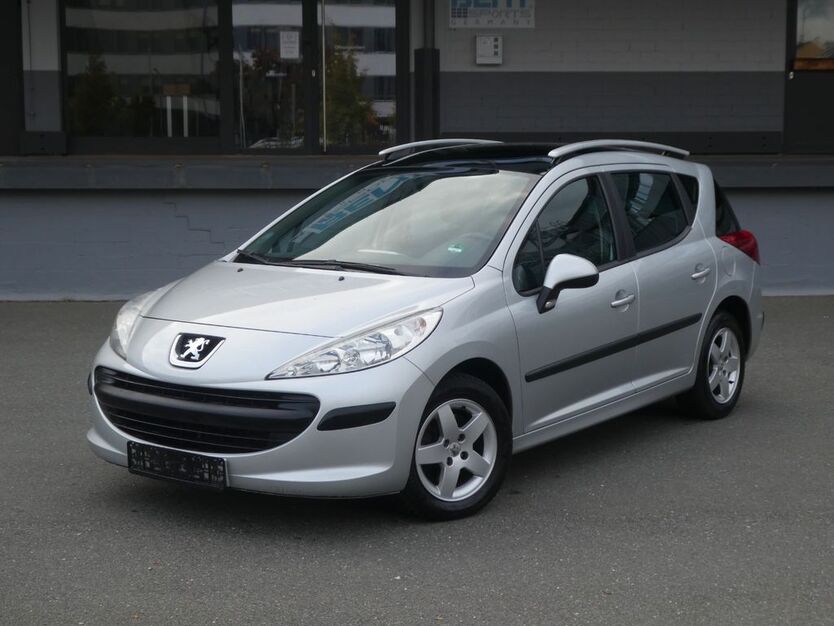 Peugeot 207 120.000 km 2.499 € Nürnberg 90441