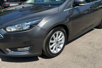 Ford Focus 267.500 km 4.450 &euro; Schwabach 91126