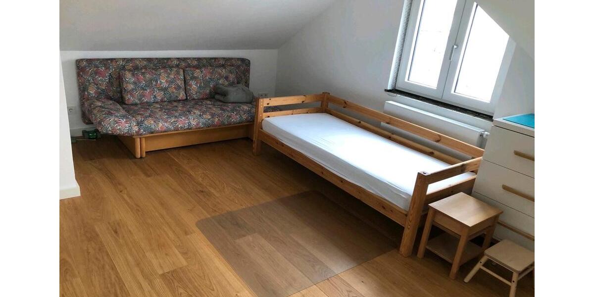 Dachgeschoßwohnung Erlangen Bruck - 2 Zimmer, 35 m&sup2;, 850&euro; | Angebot:24781153