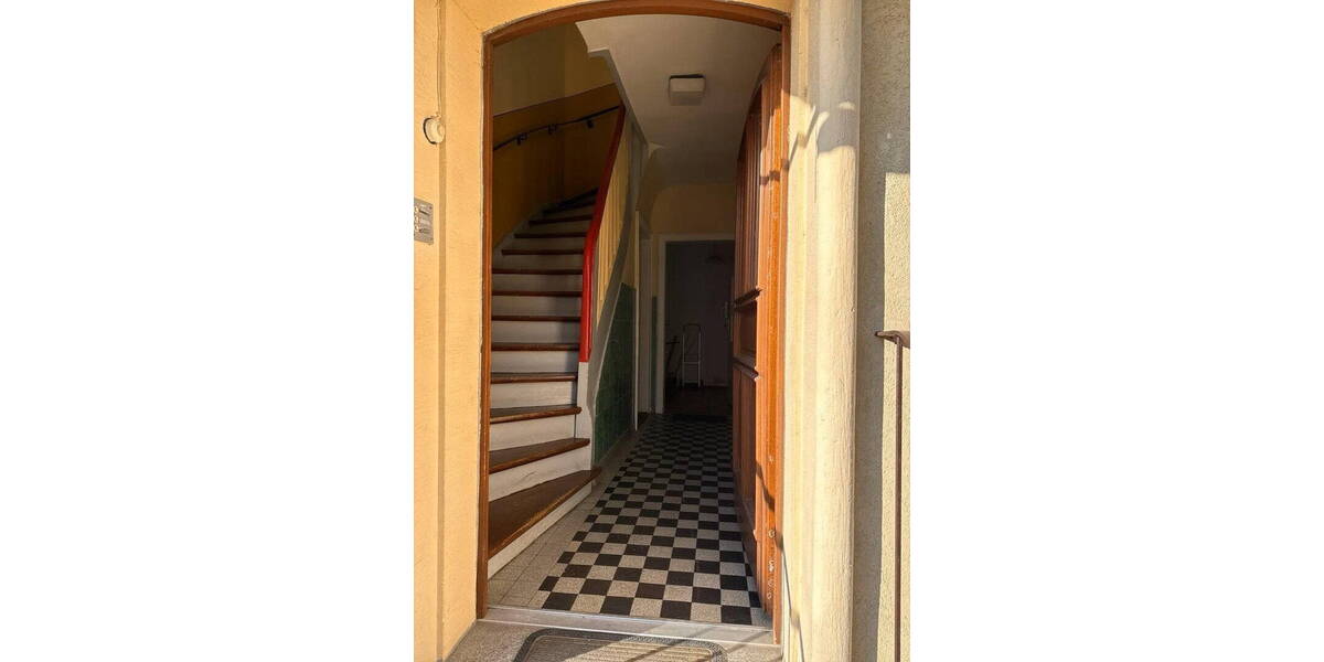 Einfamilienhaus Nürnberg Leyh - 1 Zimmer, 210 m&sup2;, 470.000&euro; | Angebot:26065036