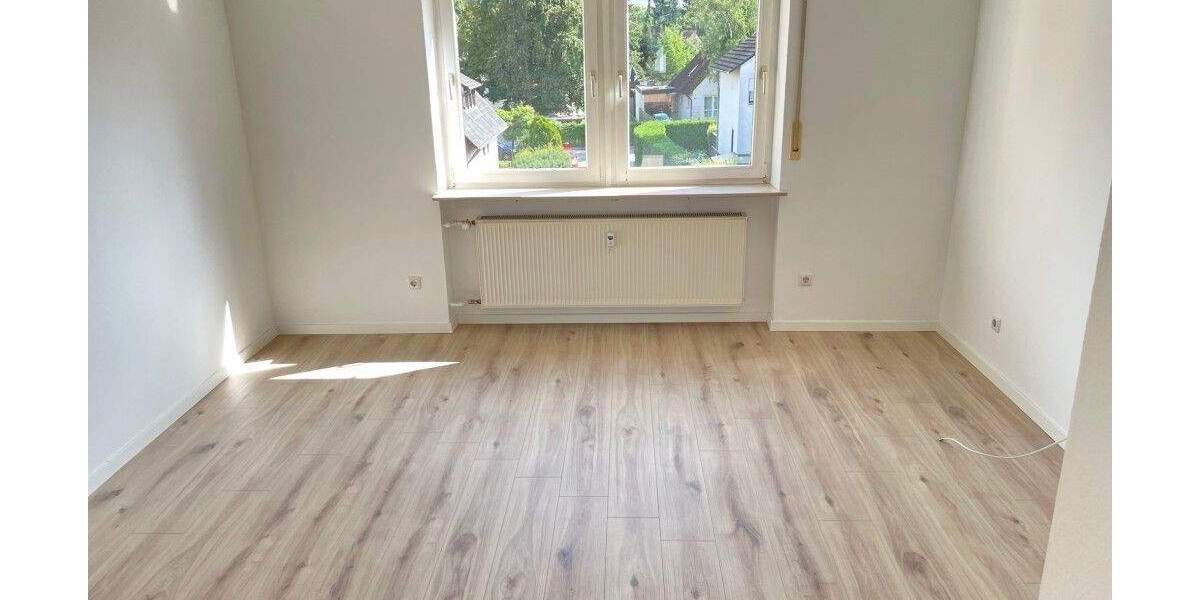 Etagenwohnung Nürnberg Altenfurt - 4 Zimmer, 100 m&sup2;, 1.100&euro; | Angebot:25111826