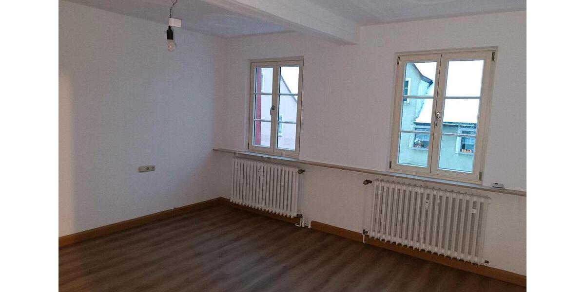 Etagenwohnung Kirchensittenbach - 2.5 Zimmer, 78 m&sup2;, 800&euro; | Angebot:26136144