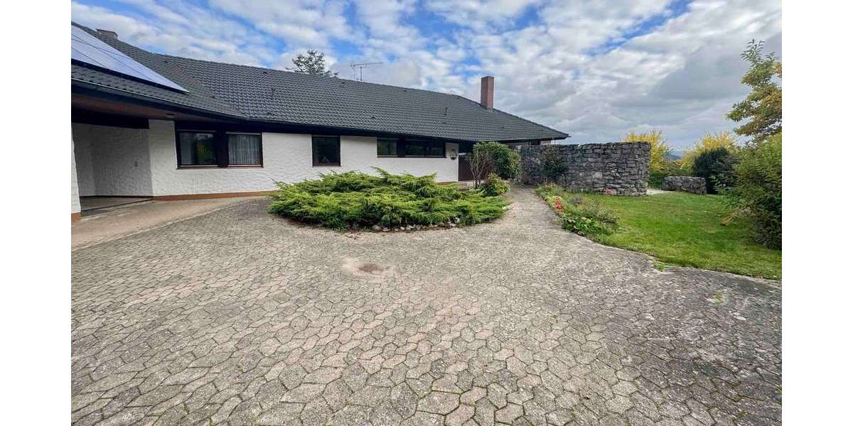 Einfamilienhaus Schnaittach - 12 Zimmer, 315 m&sup2;, 949.000&euro; | Angebot:26554115