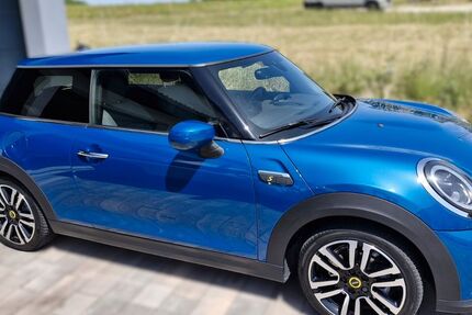 Mini Cooper SE 22.000 km 17.799 &euro; Pinzberg 91361