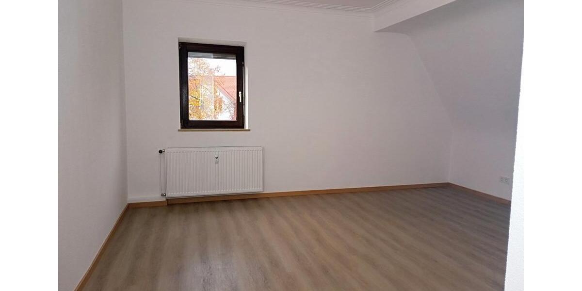 Etagenwohnung Nürnberg Almoshof - 2 Zimmer, 68 m&sup2;, 880&euro; | Angebot:26365048
