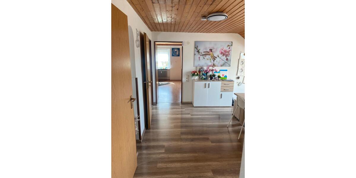 Dachgeschoßwohnung Nürnberg Katzwang - 2.5 Zimmer, 70 m&sup2;, 800&euro; | Angebot:26413748