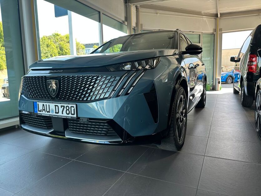 Peugeot 5008 1.500 km 58.990 € Hersbruck 91217