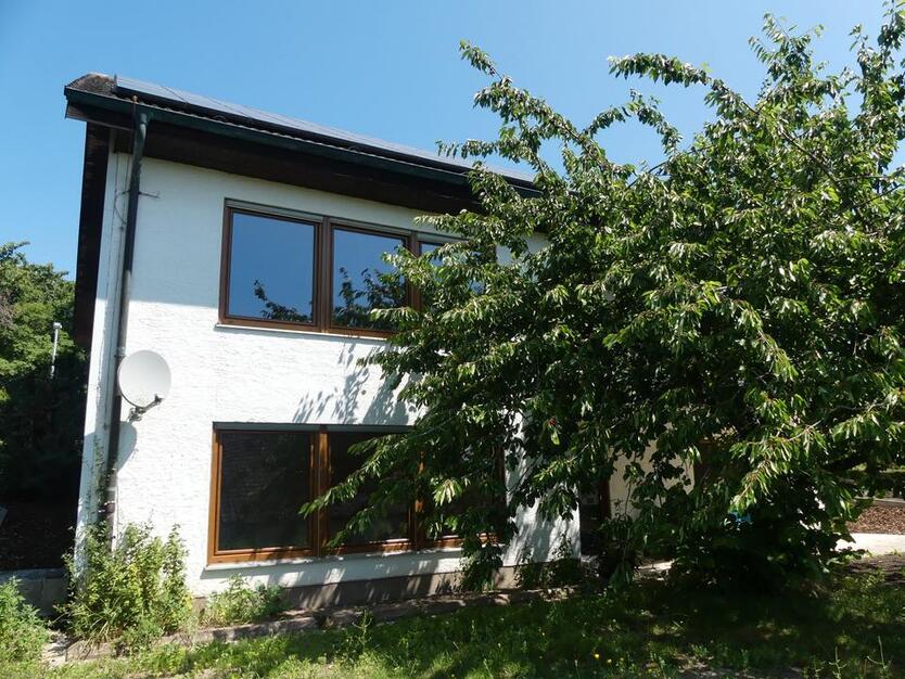 Einfamilienhaus auf zwei Ebenen zur Miete in Windsbach!