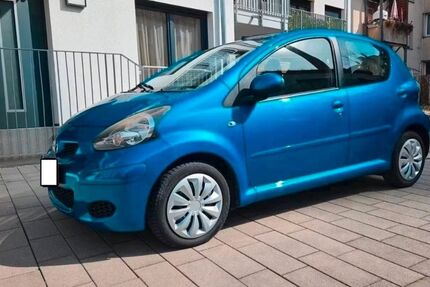 Toyota Aygo (X) 121.000 km 1.700 &euro; Nürnberg 90429