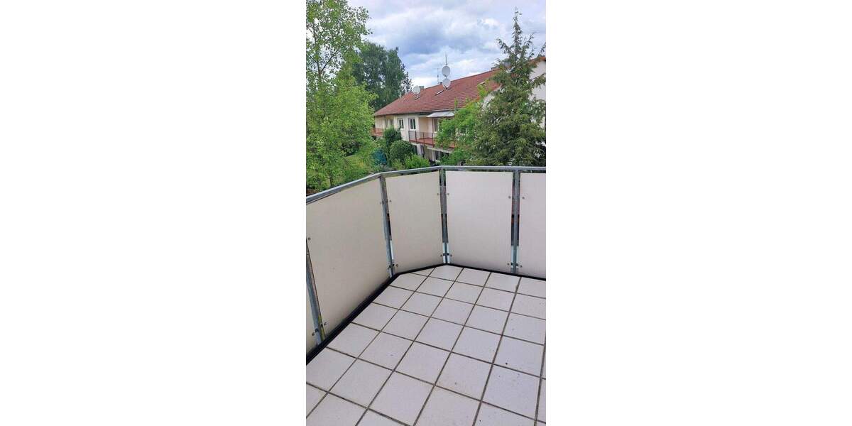 Etagenwohnung Erlangen Bruck - 3 Zimmer, 85 m&sup2;, 370.000&euro; | Angebot:25821605