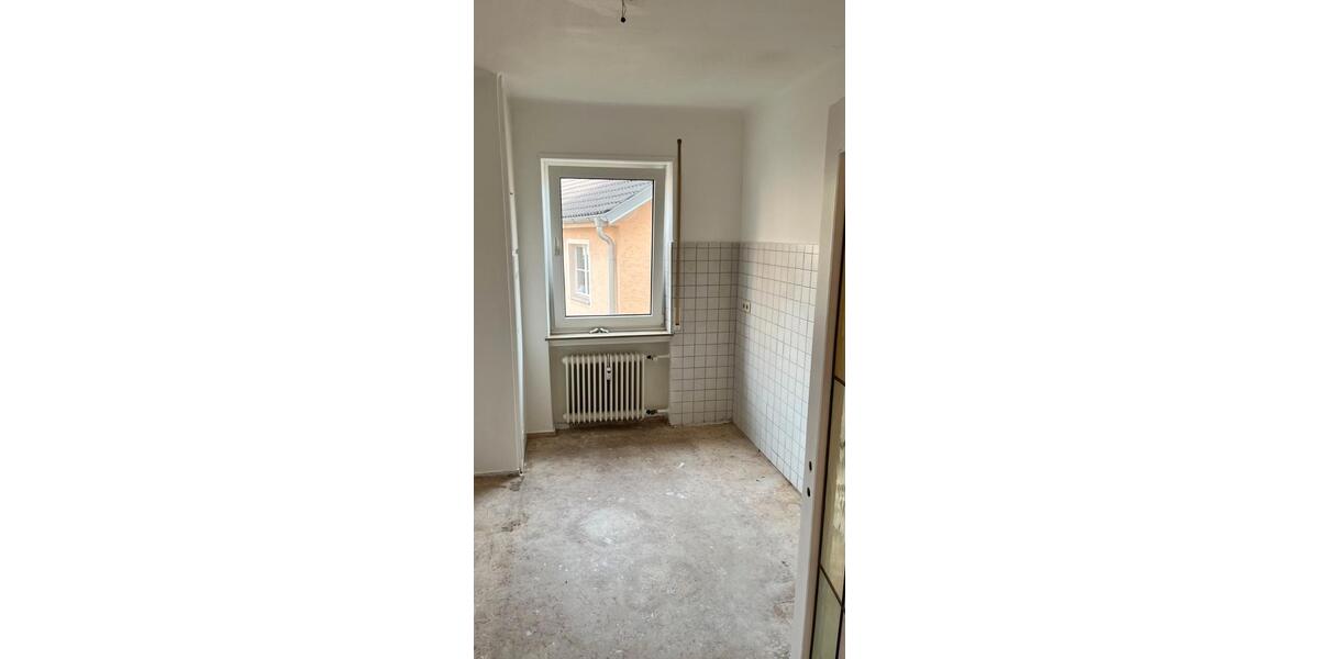 Etagenwohnung Nürnberg Sankt Leonhard - 4 Zimmer, 80 m&sup2;, 720&euro; | Angebot:27609555