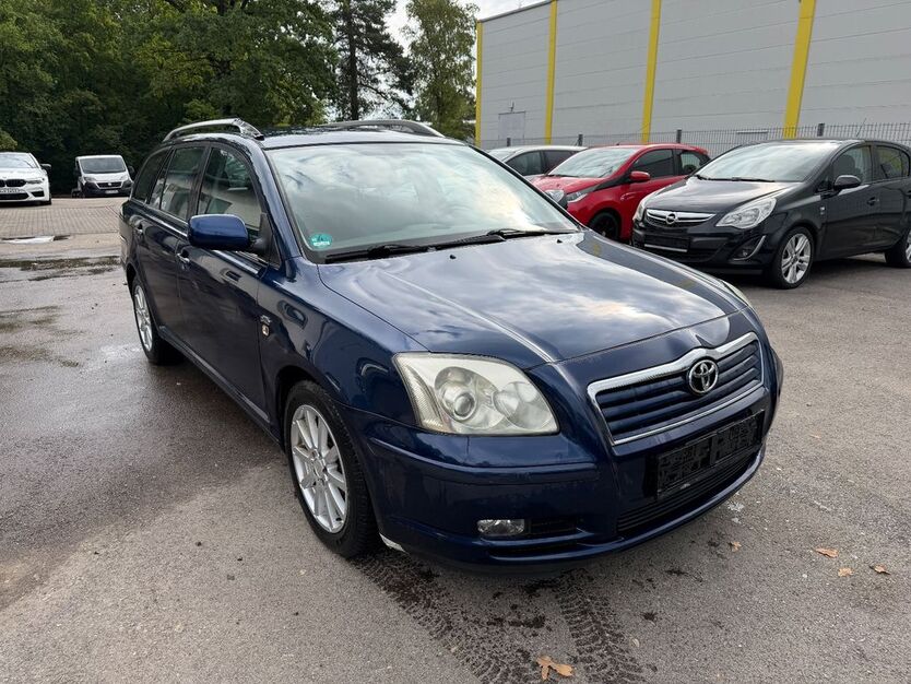 Toyota Avensis 250.000 km 999 € Schwabach 91126