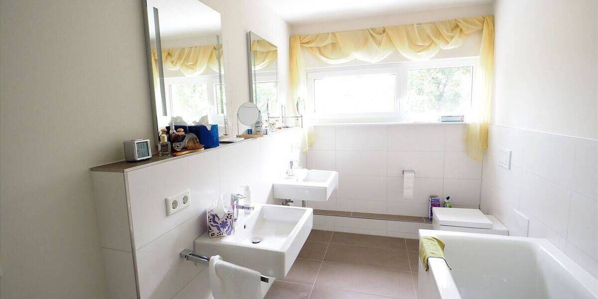 Etagenwohnung Fürth Südstadt - 4 Zimmer, 114 m&sup2;, 1.650&euro; | Angebot:26853015