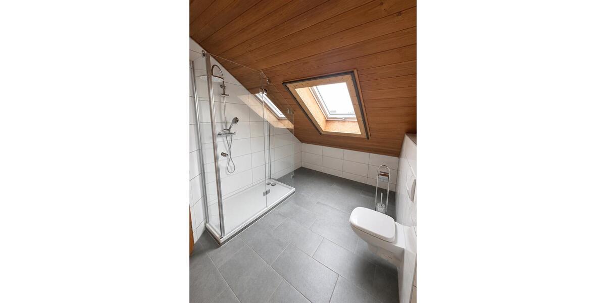 Doppelhaushälfte Forchheim - 5 Zimmer, 120 m&sup2;, 1.900&euro; | Angebot:26560625