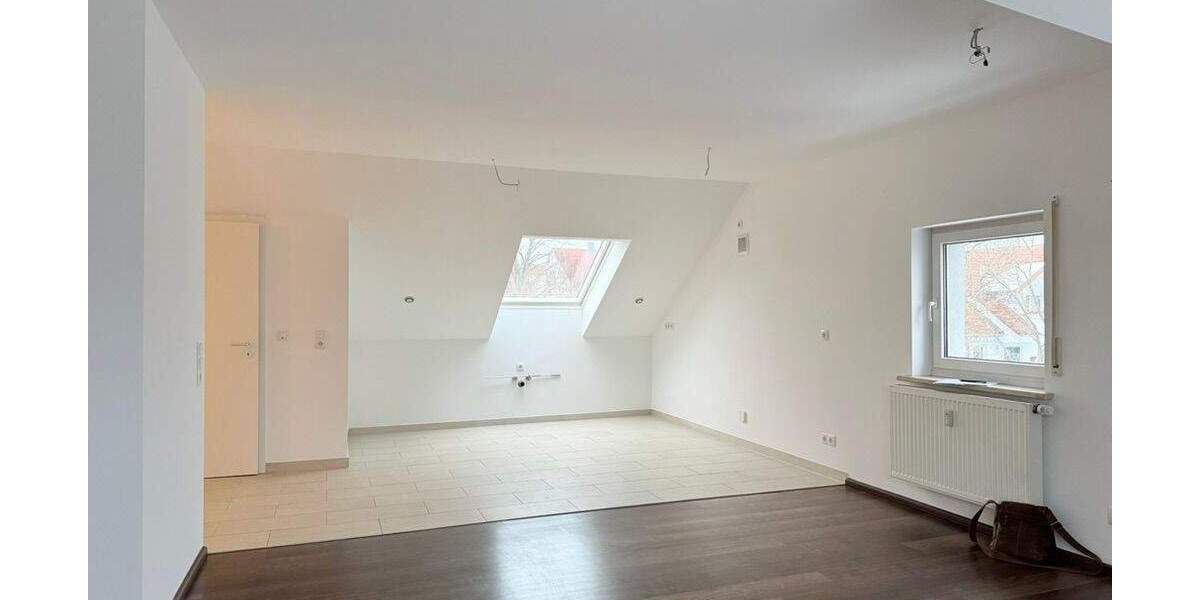 Etagenwohnung Schwabach Nasbach - 3 Zimmer, 76 m&sup2;, 780&euro; | Angebot:25139667