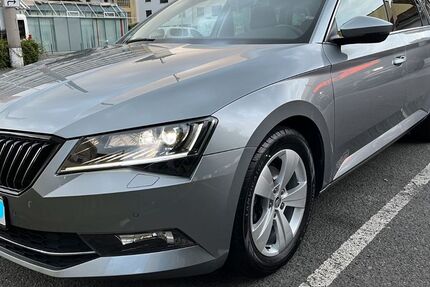 Skoda Superb 104.900 km 19.400 &euro; Fürth 90763