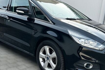Ford S-Max 135.000 km 12.900 € Nürnberg 90431