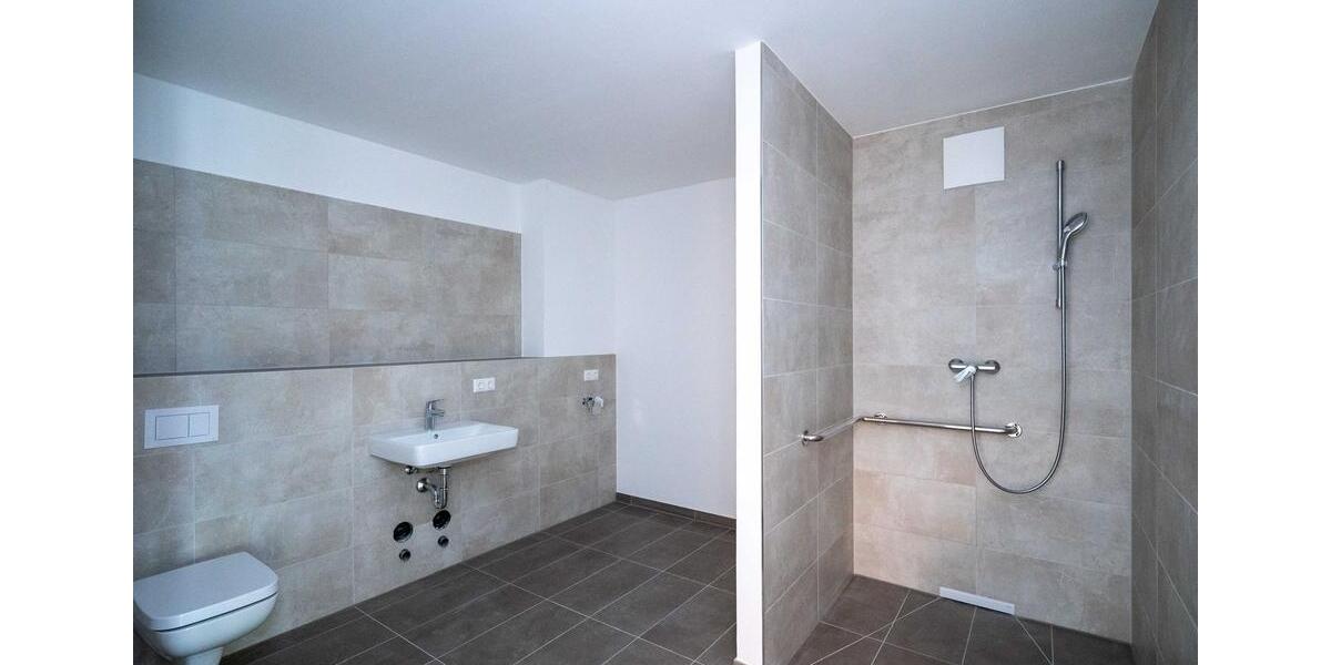 Terrassenwohnung Roth - 2 Zimmer, 66 m&sup2;, 925&euro; | Angebot:23567255