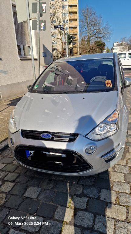 Ford S-Max 119.000 km 11.000 € Nürnberg 90491