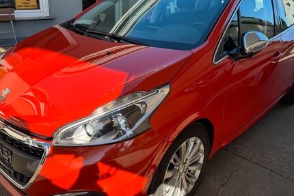 Peugeot 208 116.000 km 6.150 &euro; Nürnberg 90453