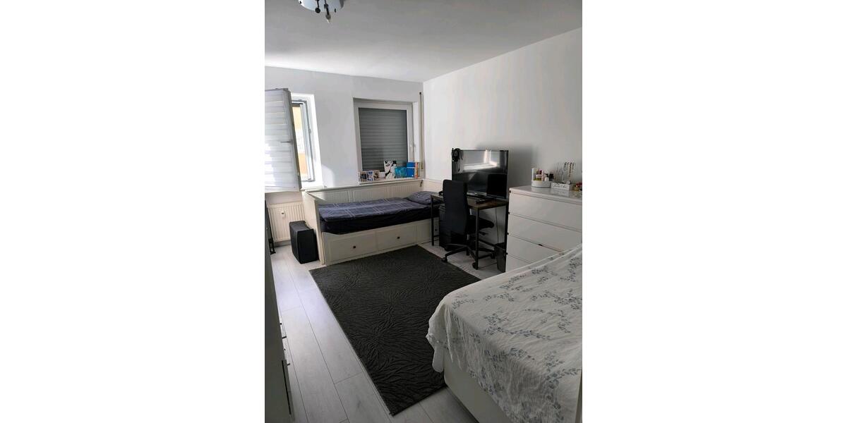 Etagenwohnung Nürnberg Gibitzenhof - 4 Zimmer, 90 m&sup2;, 359.000&euro; | Angebot:27626370