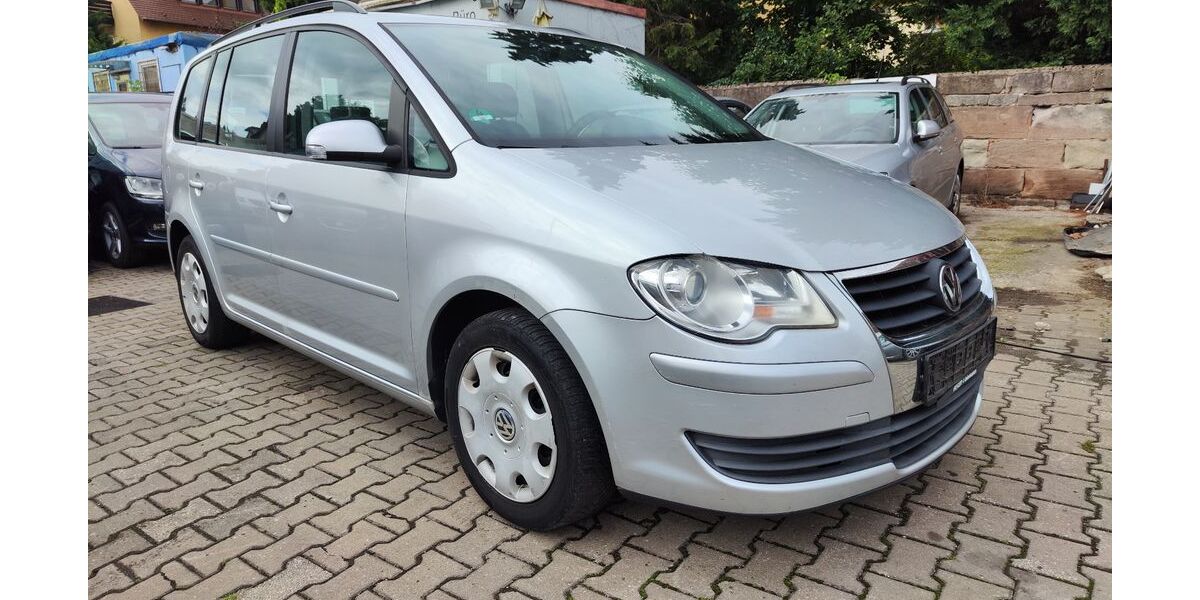 VW Touran 285.984 km 2.390 &euro; Nürnberg 90431