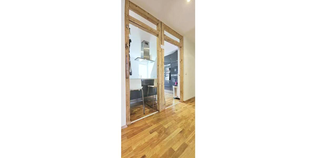 Charmante 2 Zimmer Maisonette Wohnung in zimmer