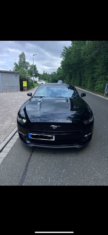 Ford Mustang 106.000 km 19.100 € cadolzburg 90556
