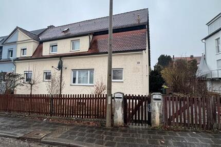 Haus Zirndorf - 4 Zimmer, 119 m&sup2;, 1.720&euro; | Angebot:25161968