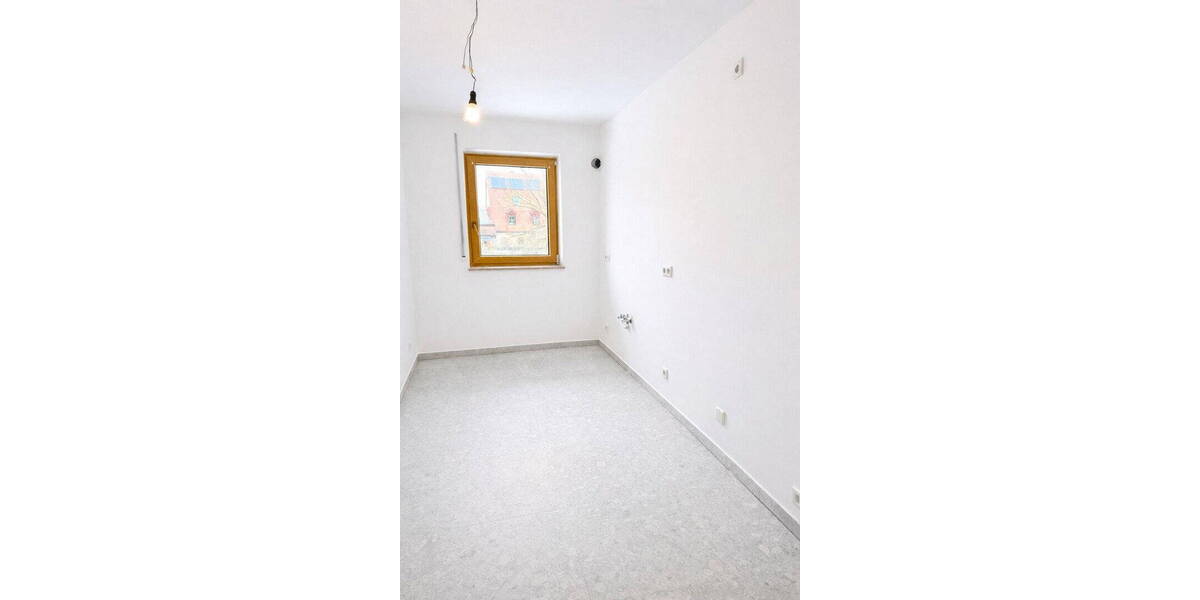 Etagenwohnung Fürth Eigenes Heim - 3 Zimmer, 84 m&sup2;, 1.175&euro; | Angebot:26228849