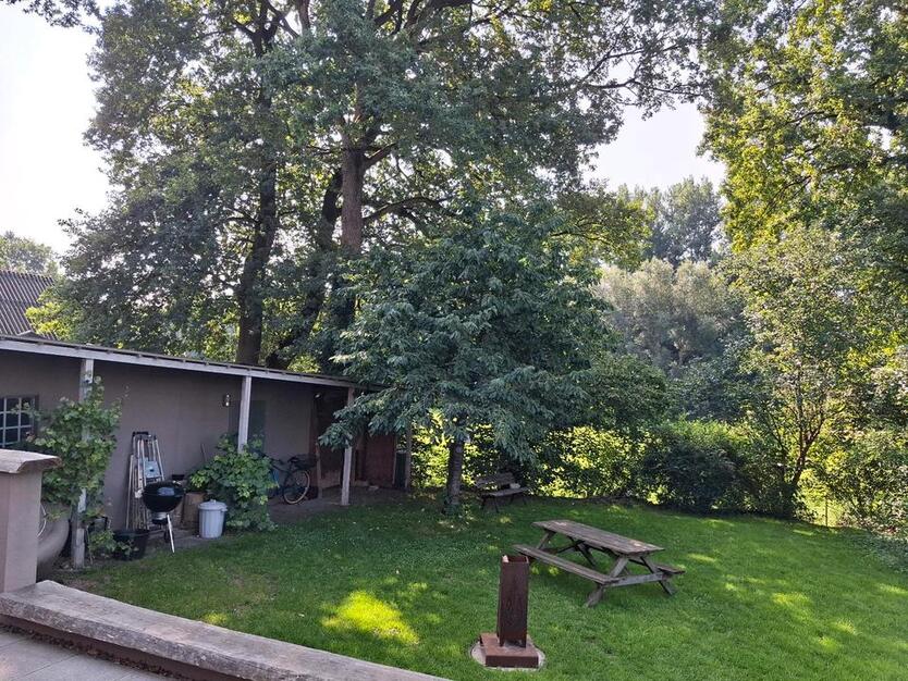 Freistehendes Einfamilienhaus zu verkaufen. Ohne Provision zimmer