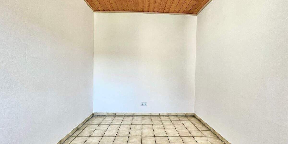 Etagenwohnung Fürth Südstadt - 4 Zimmer, 51 m&sup2;, 178.000&euro; | Angebot:25728477