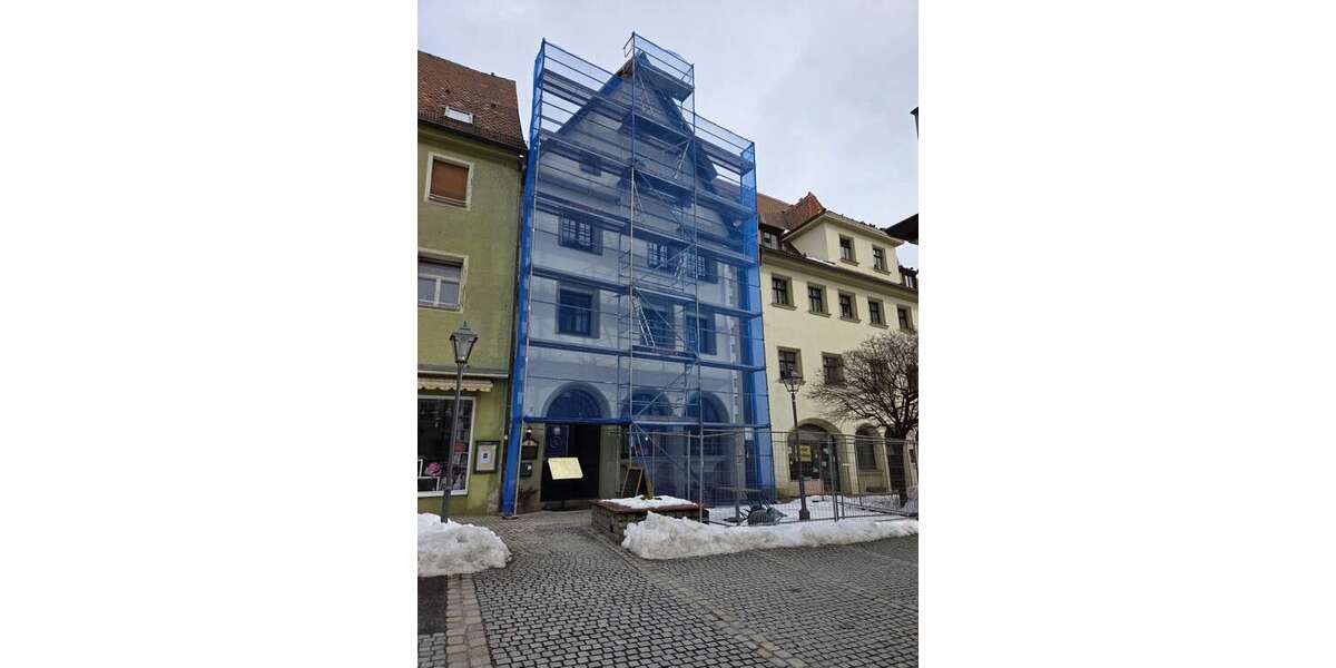 Einfamilienhaus Hersbruck - 9 Zimmer, 168 m&sup2;, 475.000&euro; | Angebot:25042184