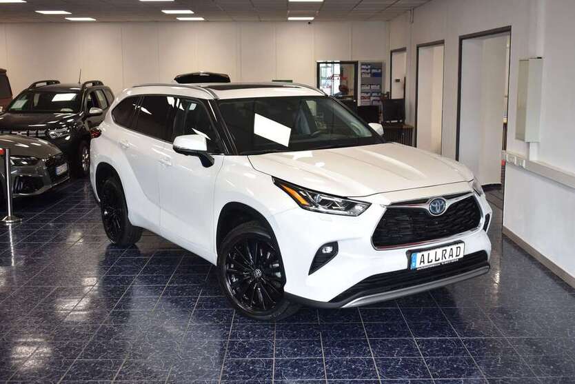 Toyota Highlander 37.255 km 59.870 € Nürnberg 90431