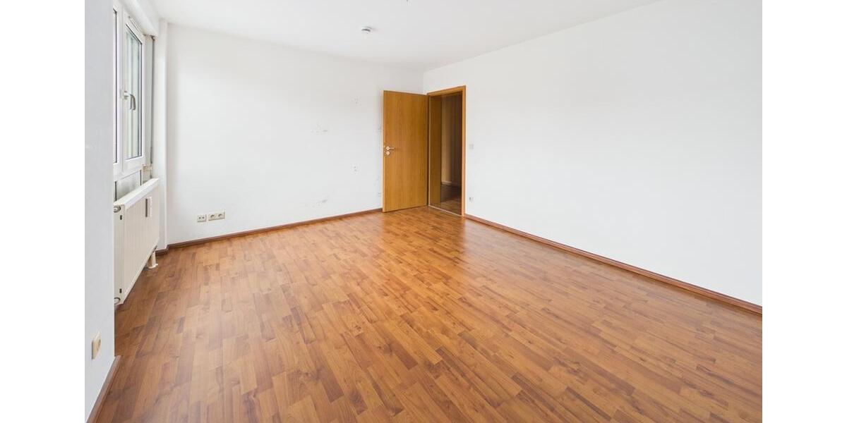 Etagenwohnung Nürnberg Erlenstegen - 3 Zimmer, 85 m&sup2;, 980&euro; | Angebot:26675036