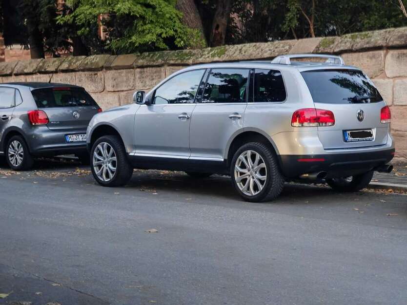 VW Touareg 248.600 km 5.500 € Fürth 90763